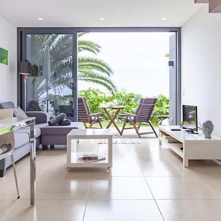Quinta Golfinho - Casa Frangipani * Arco da Calheta (Madeira)