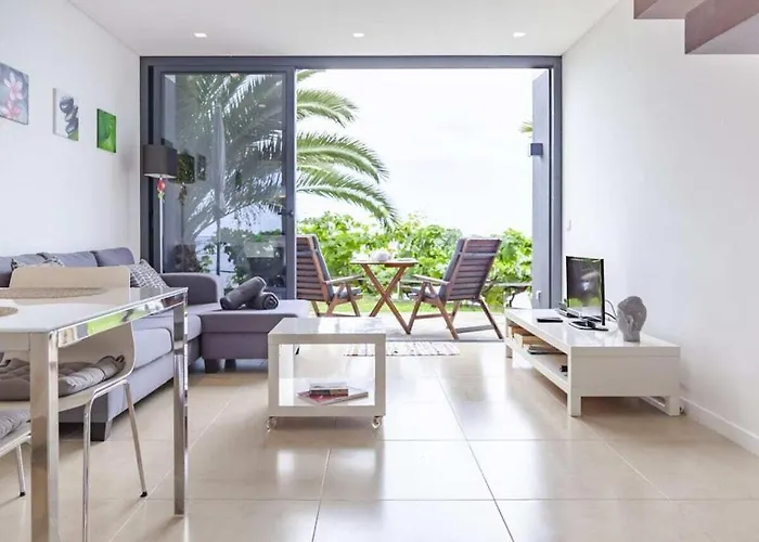 Quinta Golfinho - Casa Frangipani * Arco da Calheta (Madeira)